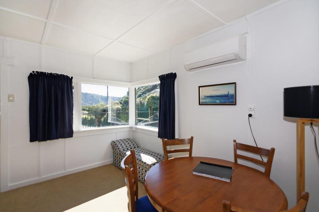 Photo of Livingroom in Waikawa Bay
