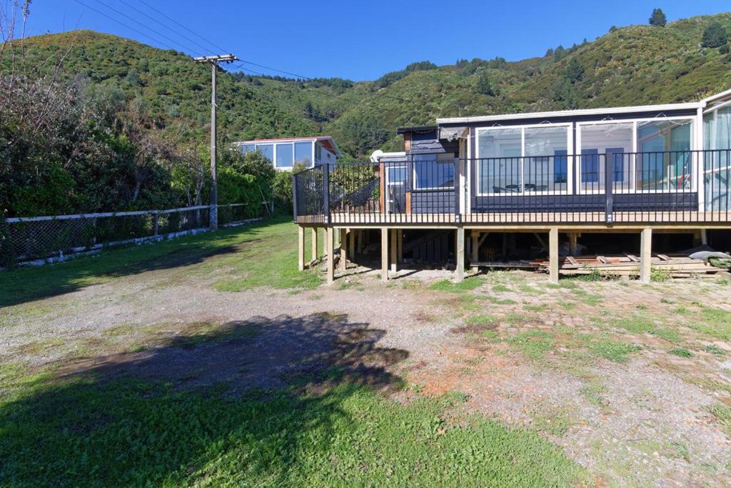Photo of Buildings in Waikawa Bay