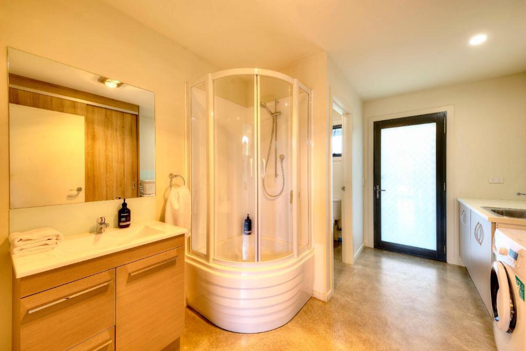 Photo of Bathroom in Coles Bay