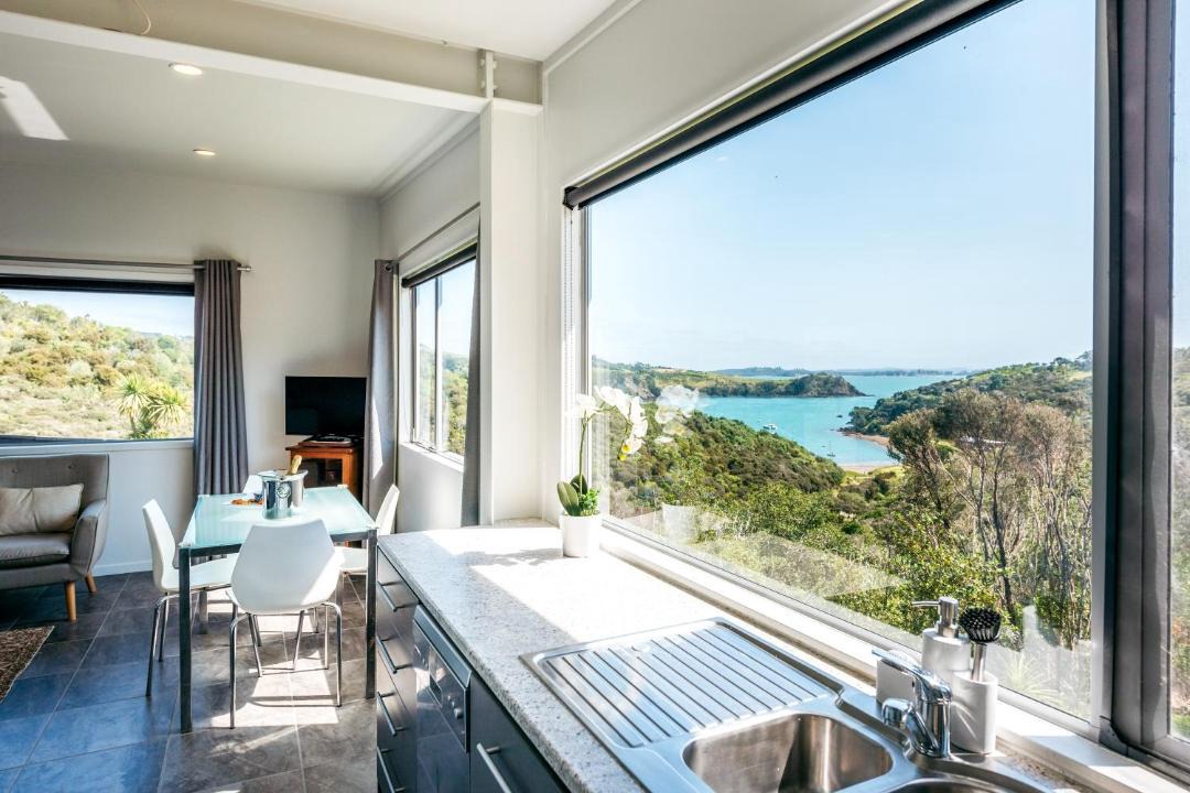 Photo of Patio Balcony in Matiatia Bay