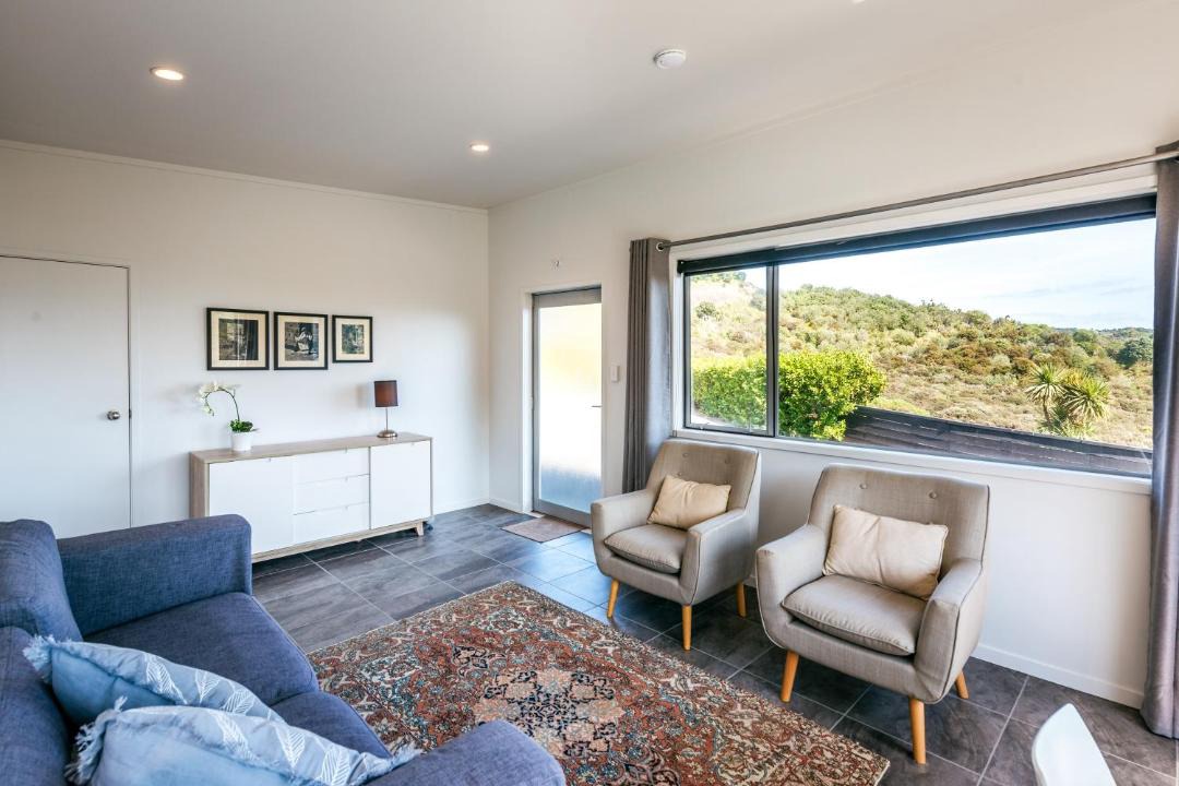 Photo of Livingroom in Matiatia Bay