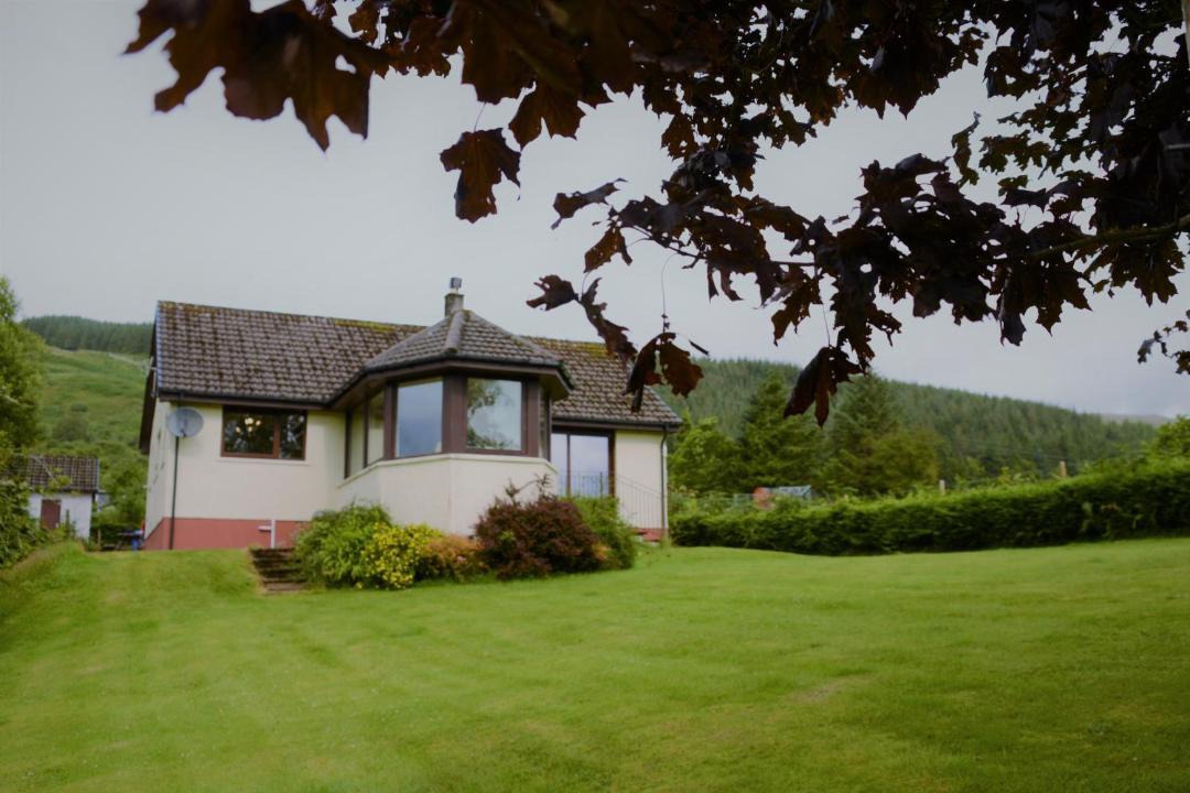 Photo of Buildings in Muirshearlich