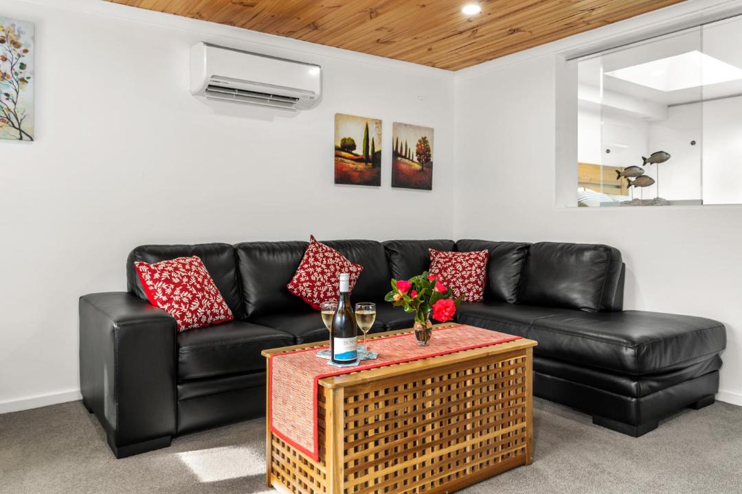 Photo of Livingroom in Karoola