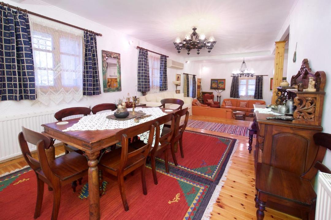 Photo of Livingroom in Mazarakata