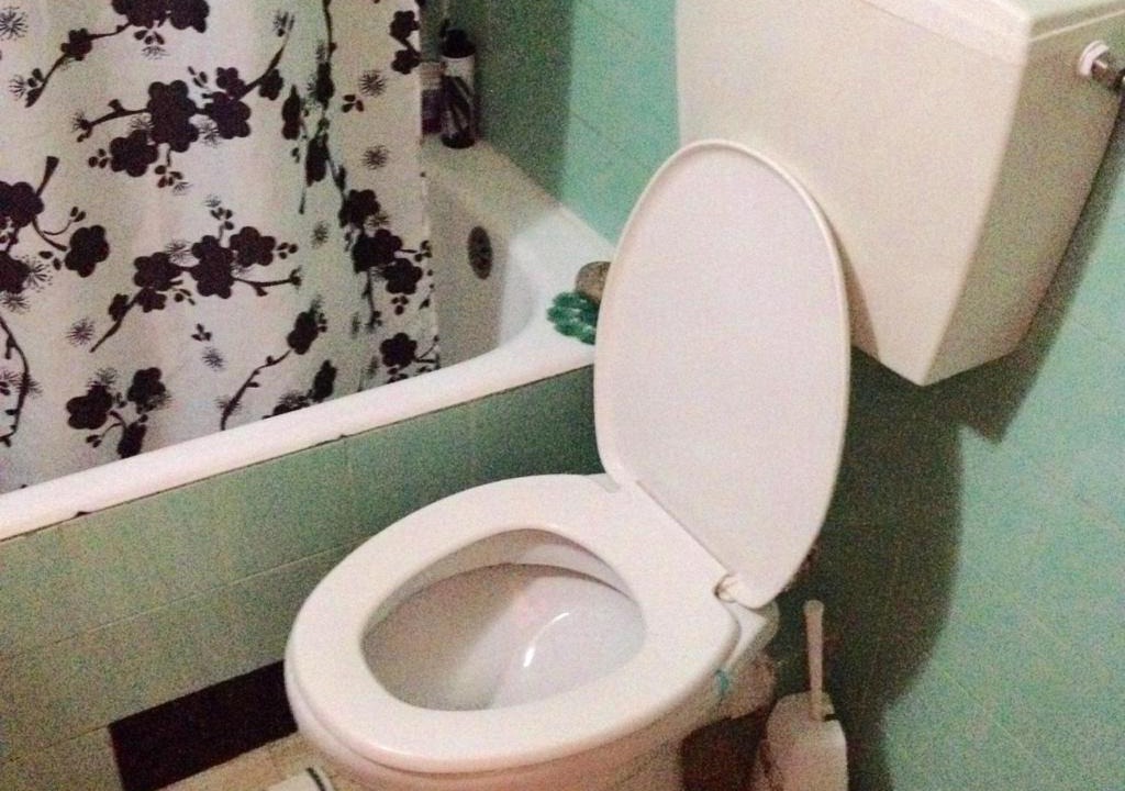 Photo of Bathroom in Neapoli