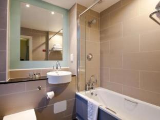 Photo of Bathroom in Tollcross