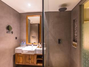 Photo of Bathroom in Drupadi