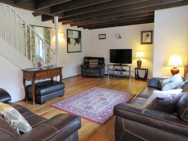 Photo of Livingroom in Melrose