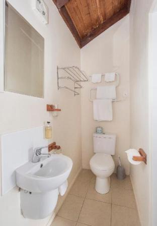 Photo of Bathroom in National Park Village