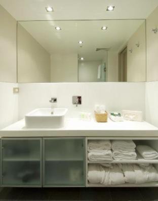 Photo of Bathroom in Holdens Bay