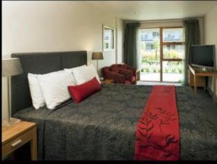 Photo of Bedroom in Holdens Bay