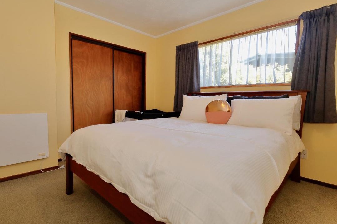Photo of Bedroom in Te Anau