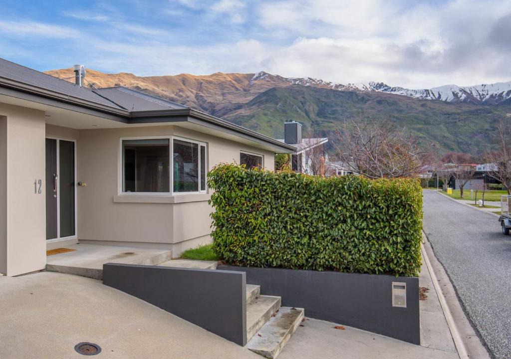Photo of Buildings in Wanaka
