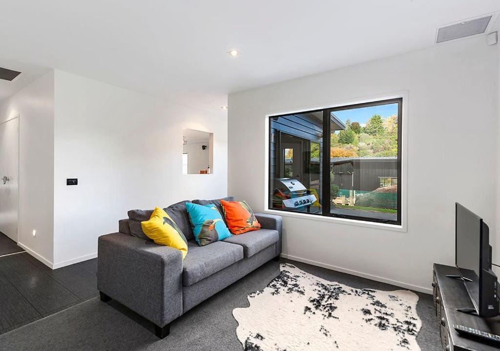 Photo of Livingroom in Rangatira Park