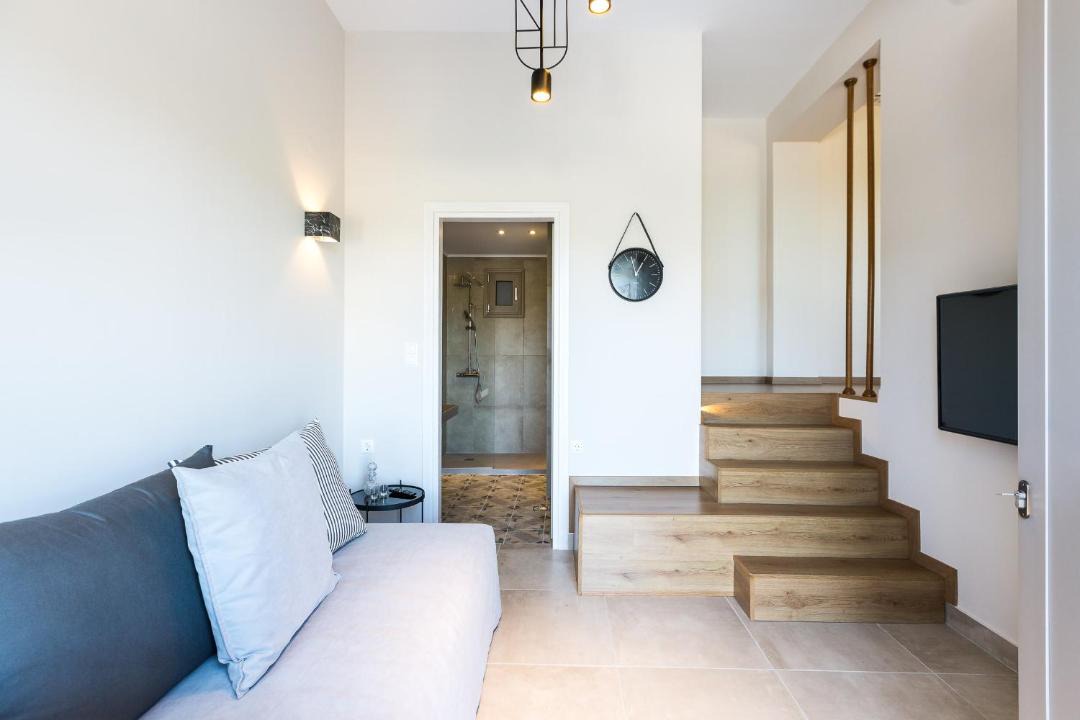 Photo of Others in Spilion