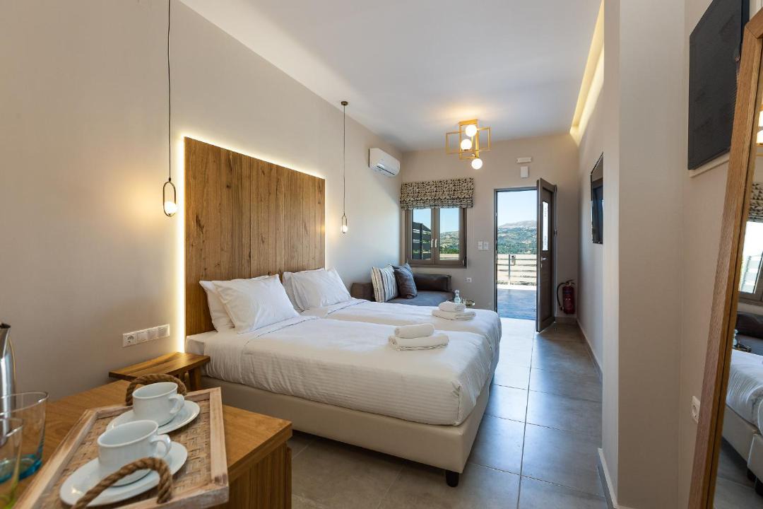 Photo of Others in Spilion