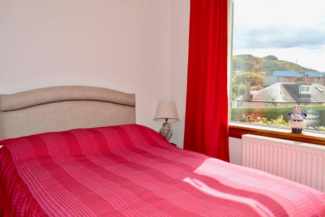 Photo of Bedroom in Restalrig