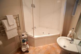 Photo of Bathroom in Manukau City