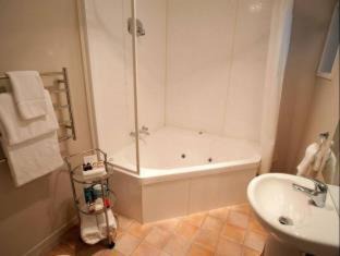 Photo of Bathroom in Manukau City