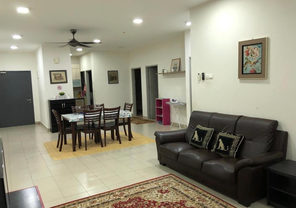 Photo of Livingroom in Seksyen 13