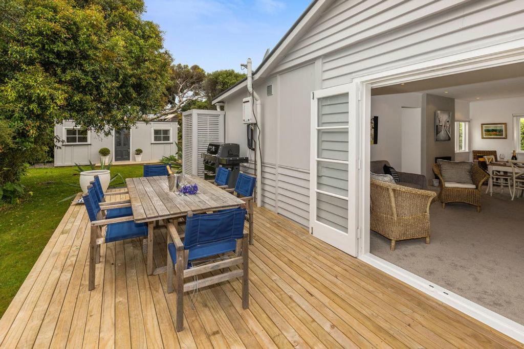 Photo of Patio Balcony in Waikanae