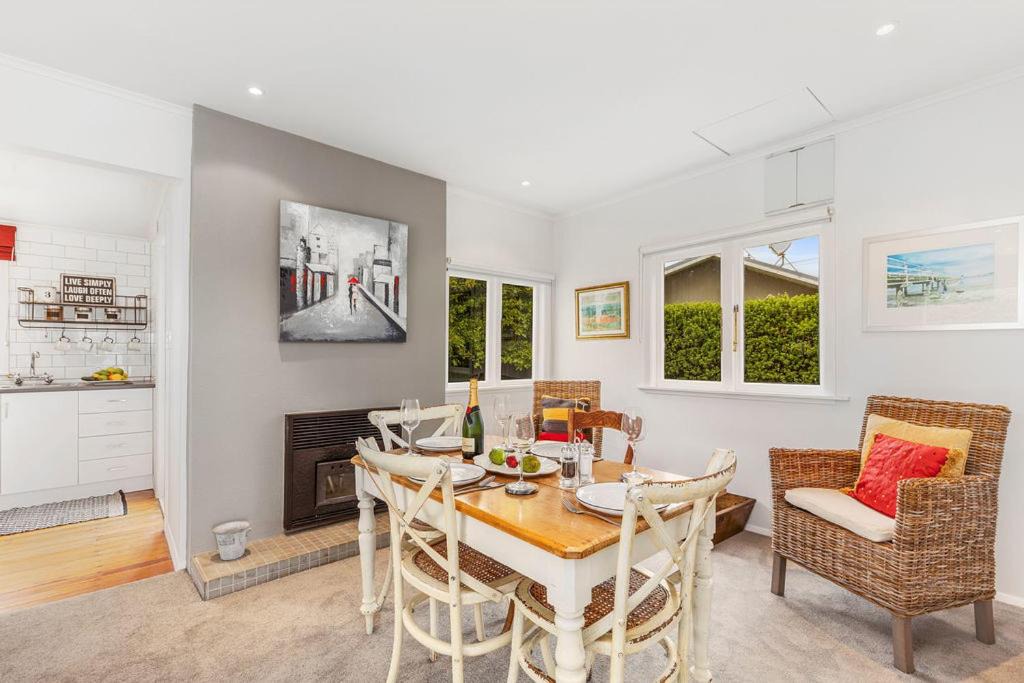 Photo of Livingroom in Waikanae