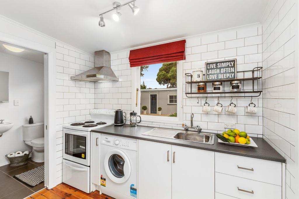 Photo of Kitchen in Waikanae