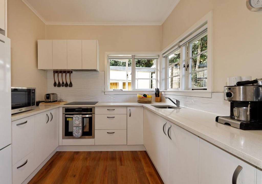 Photo of Kitchen in Piha
