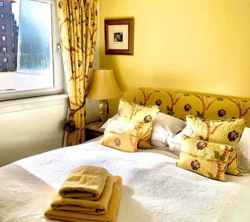 Photo of Bedroom in Craigleith