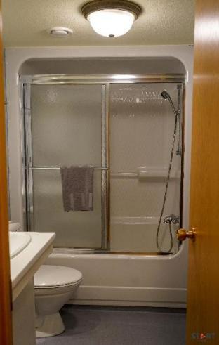 Photo of Others in Innri-Njarthvik