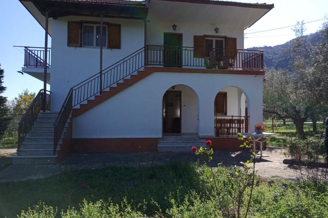 Photo of Buildings in Tripi