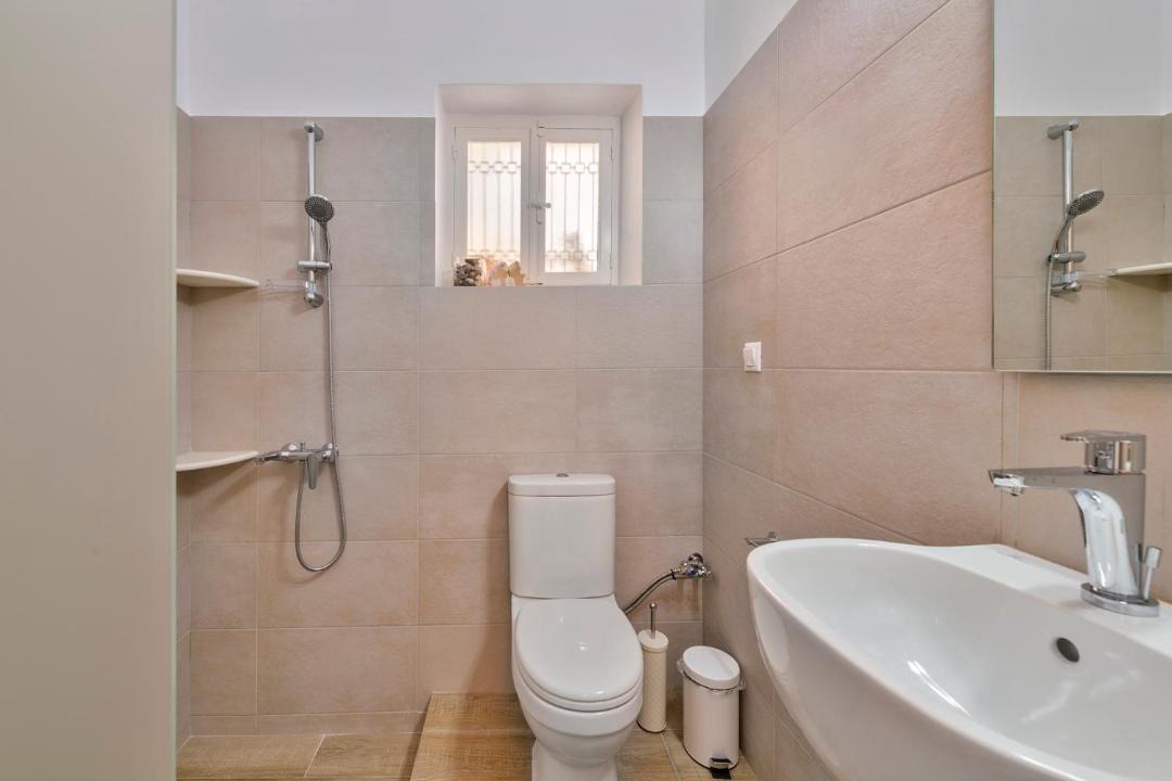 Photo of Bathroom in Ermoupoli