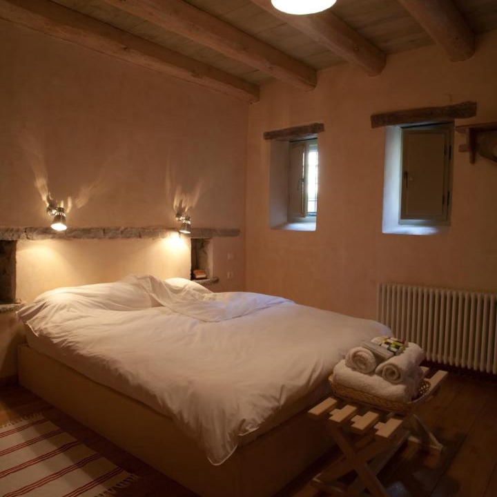 Photo of Bedroom in Papigo