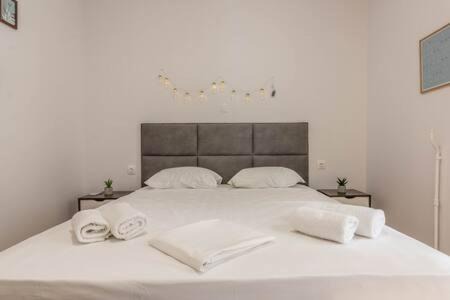 Photo of Bedroom in Neos Kosmos