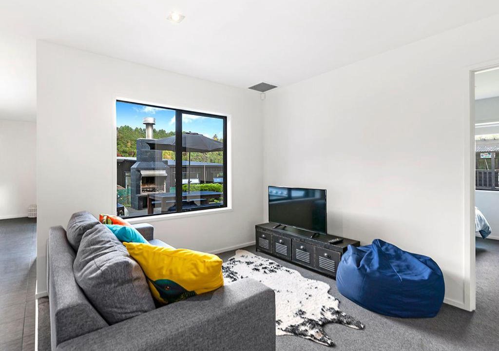 Photo of Livingroom in Rangatira Park