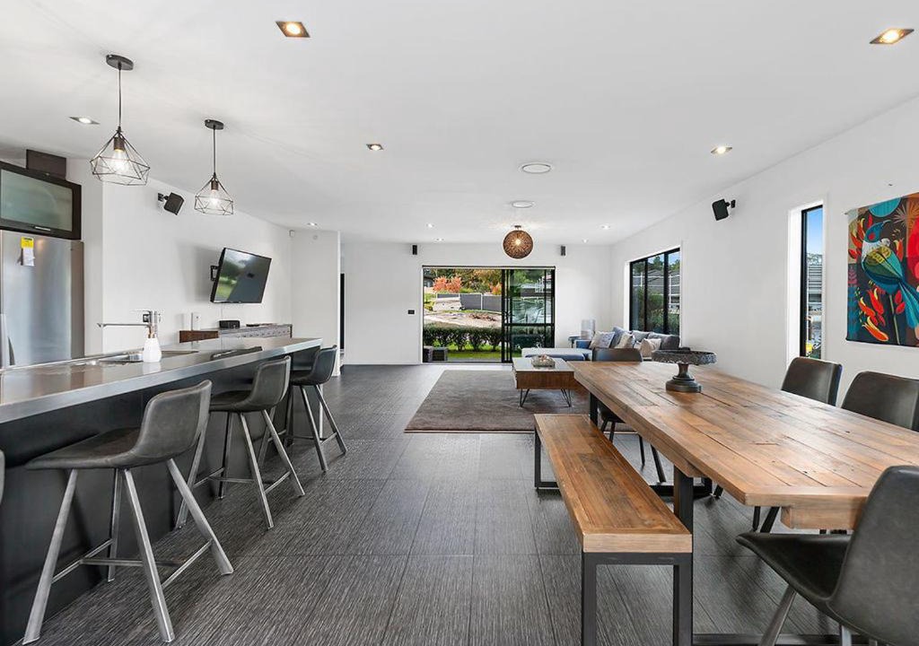 Photo of Livingroom in Rangatira Park