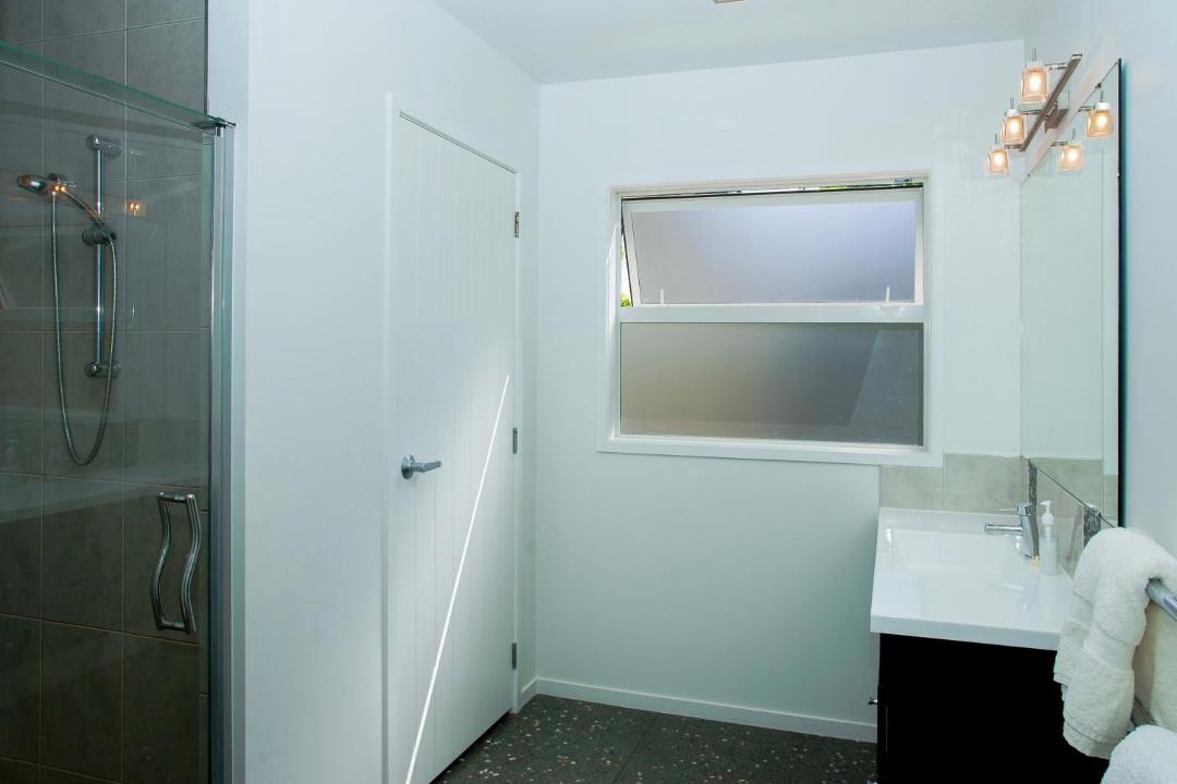 Photo of Bathroom in Matapouri