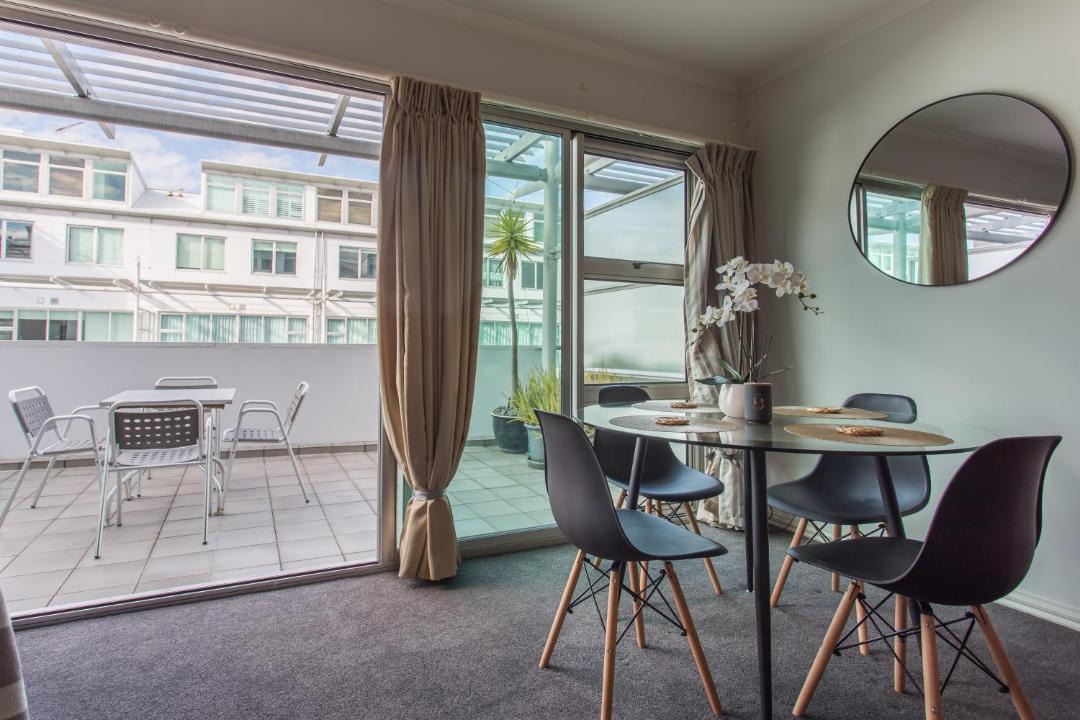 Photo of Livingroom in Auckland Central Business District