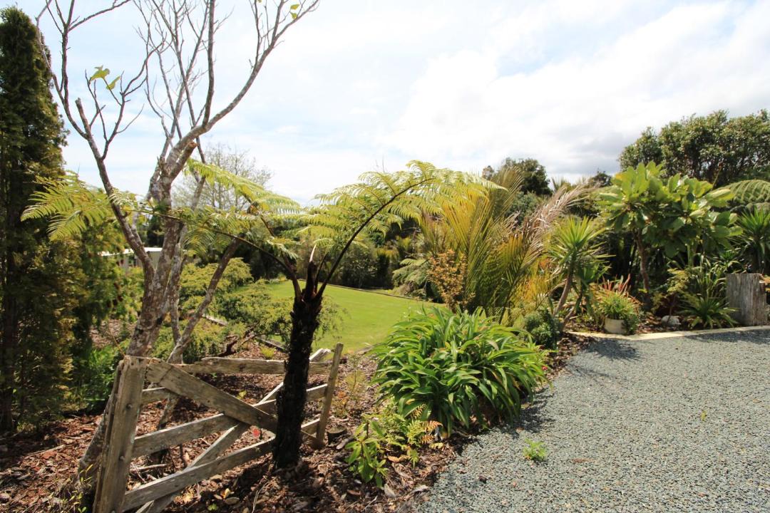 Photo of Others in Aranga