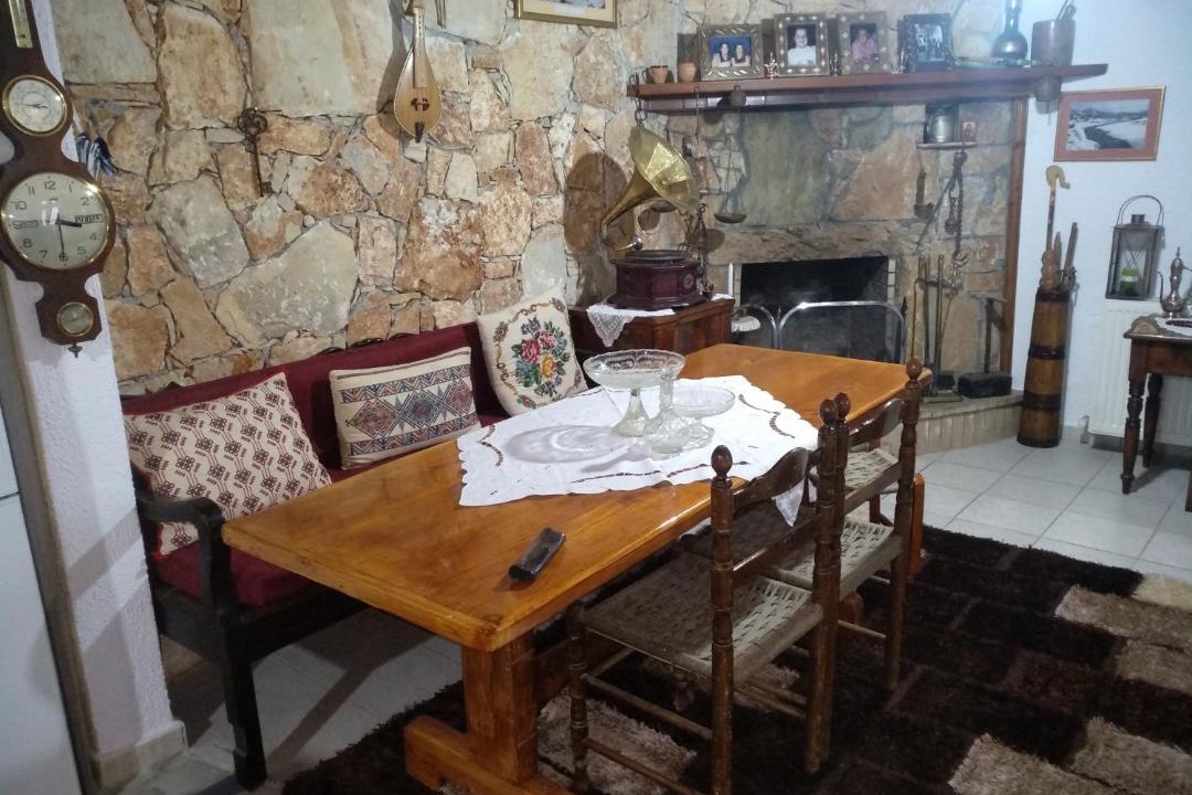 Photo of Livingroom in Plati