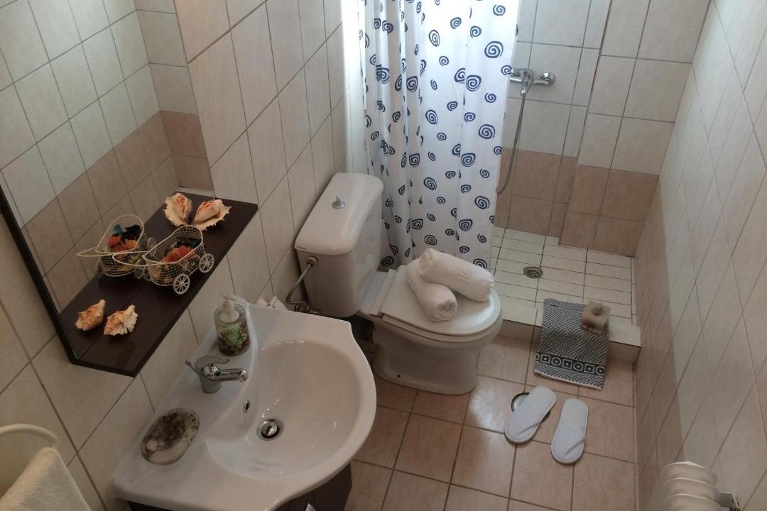 Photo of Bathroom in Ntomata