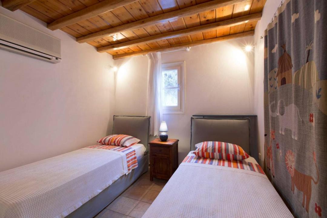 Photo of Bedroom in Psarou