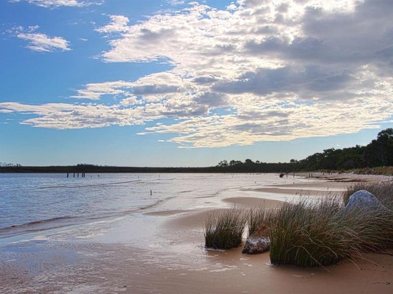 Photo of Others in Strahan