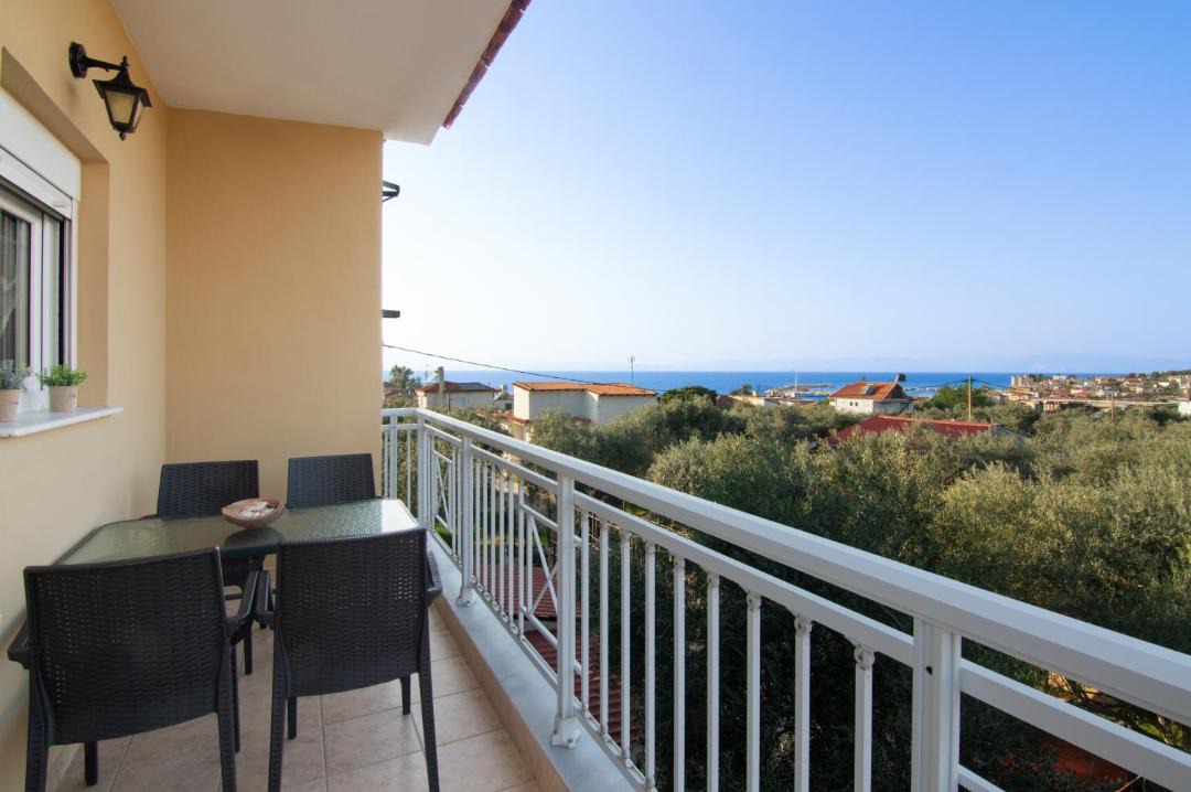 Photo of Patio Balcony in Megalos Prinos