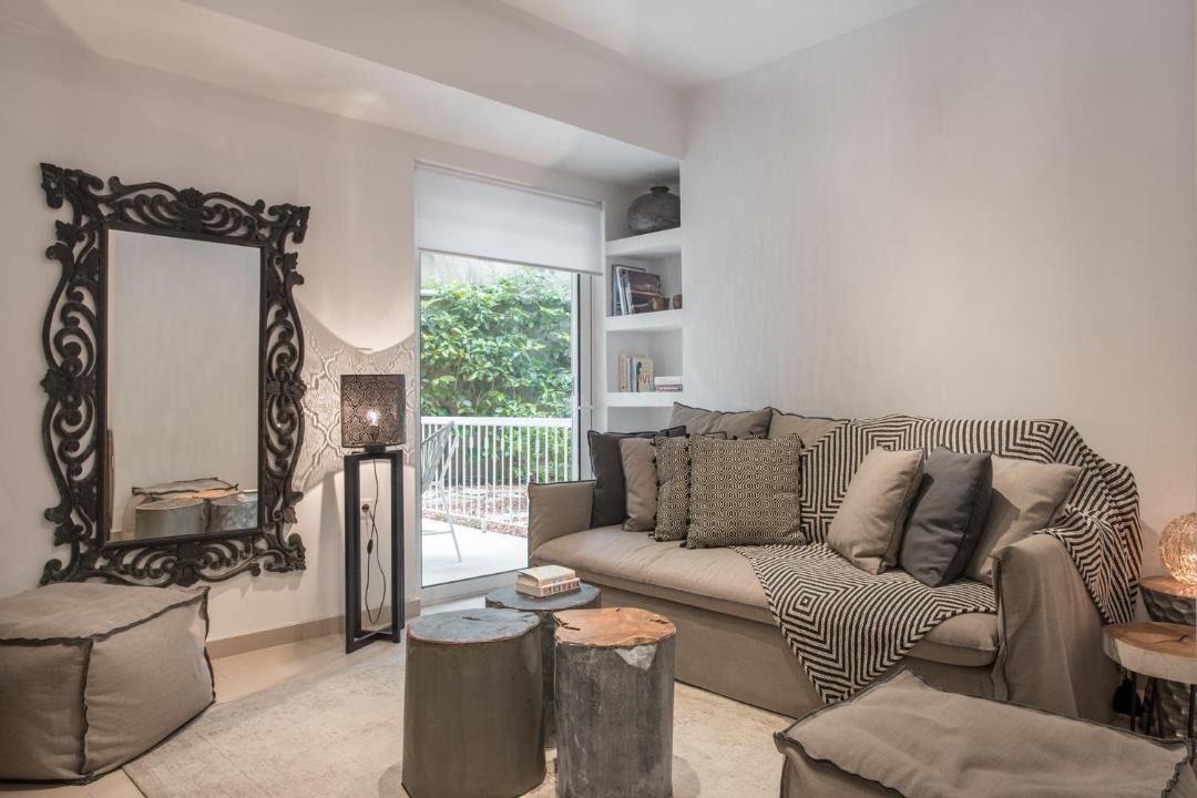 Photo of Others in Vouliagmeni