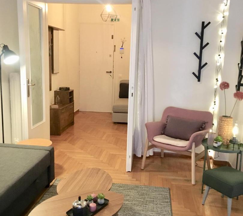 Photo of Livingroom in Exarhia