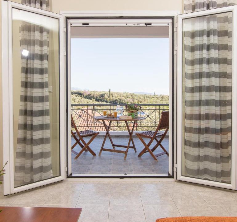 Photo of Patio Balcony in Katsaraiika