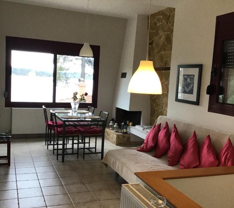 Photo of Livingroom in Sithonia