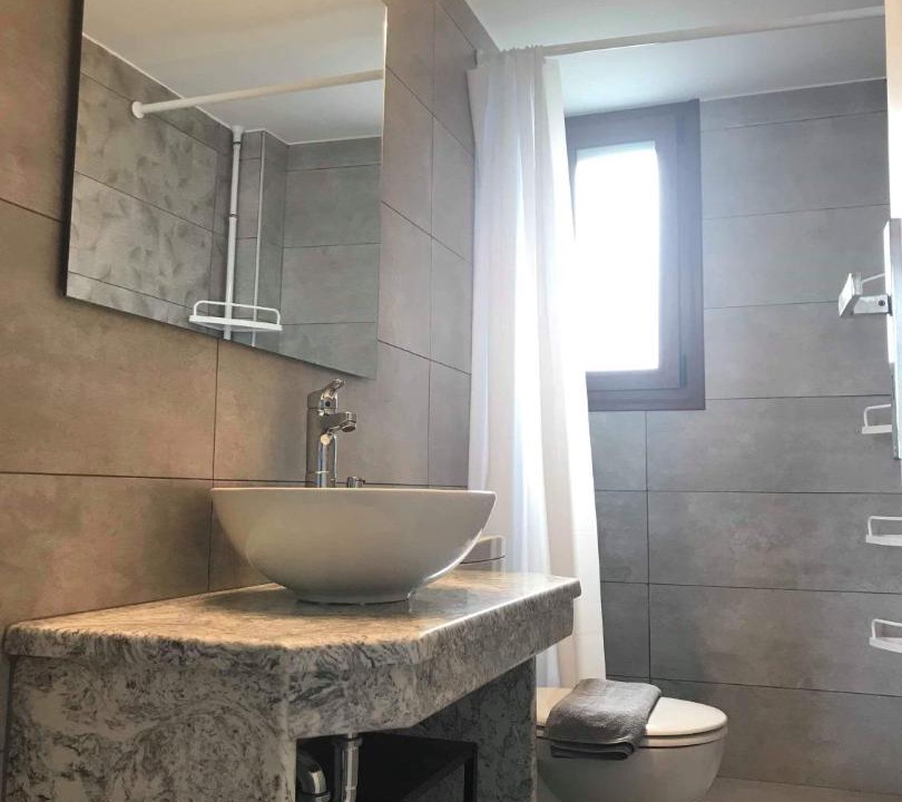 Photo of Bathroom in Poulithra