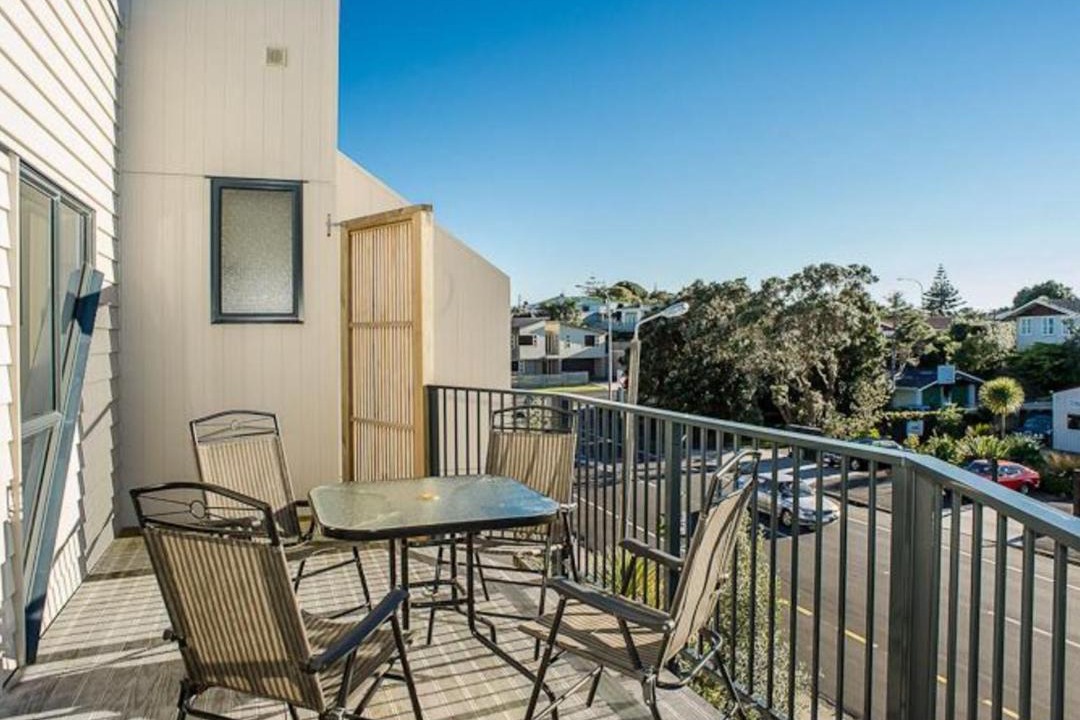 Photo of Patio Balcony in Paraparaumu Beach